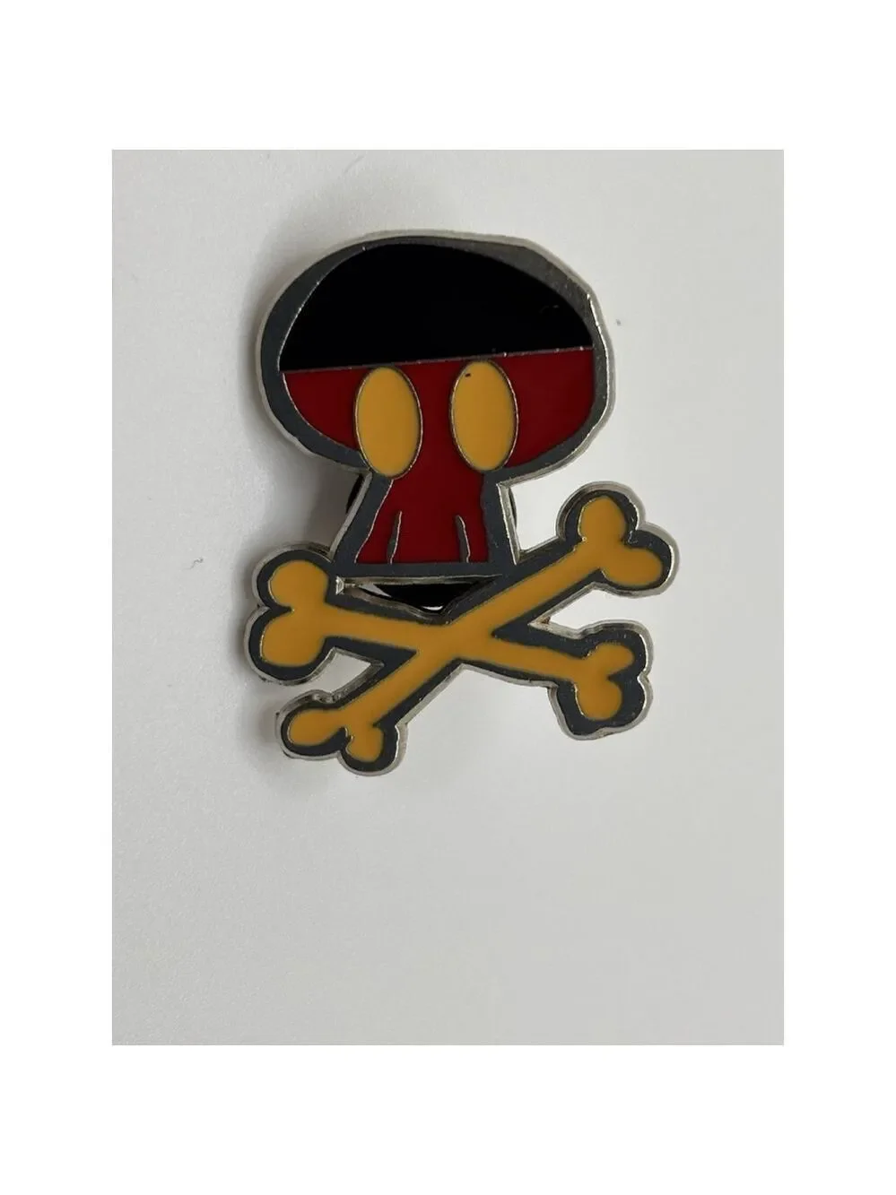 Disney Pirate Skull Pin